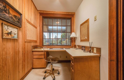Old Bend House | Gorgeous 3-bedroom designer home in the heart of historic Bend!