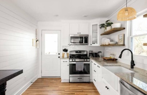Smyrna House | Gorgeous 3BDR, 2BTH Home near Truist Park, The Battery, & Fox Creek Golf Course!