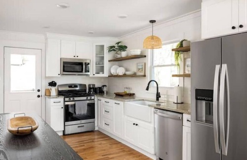 Smyrna House | Gorgeous 3BDR, 2BTH Home near Truist Park, The Battery, & Fox Creek Golf Course!