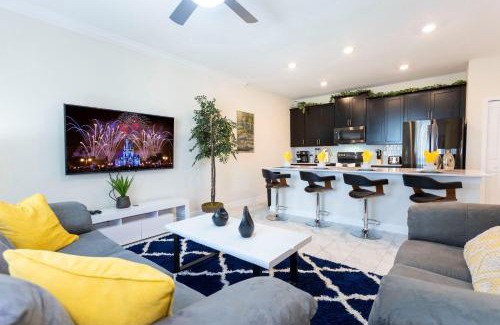Florida Central Atlantic Coast House | Gorgeous 4Bd Close to Disney w/Pool @ Champions Gate Resort 1196