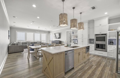 Villa Primera House | Gorgeous 6 Bedroom, 6.5 Bath Gulf Front Home with Private Pool!