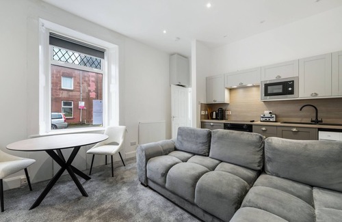 Alexandria Apartment | Gorgeous and cosy 1 bed apartment