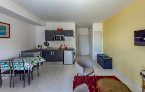 Dunkerque Centre Apartment | Gorgeous Apartment In Dunkerque With Wifi