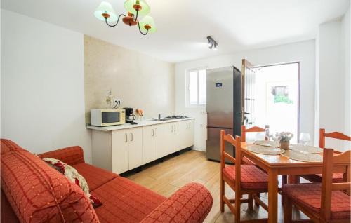 Sayalonga Apartment | Gorgeous Apartment In Sayalonga