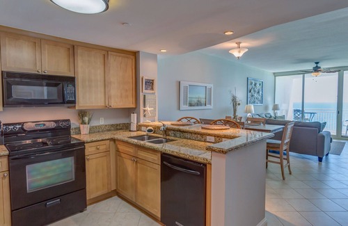 Panama City Beach Condo | GORGEOUS AQUA 2 BR 2 BATH W/BUNK. MASTER ON THE GULF! BEACH CHAIRS INCLUDED.