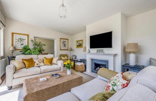 Bosham House | Gorgeous Bosham Family Home Pass The Keys