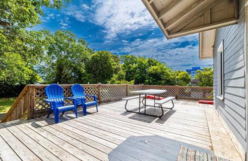Myrtle Beach House | Gorgeous Centrally Located Ocean View 2 King, Huge Private Yard & Deck, Firepit, BBQ, & Game Tables