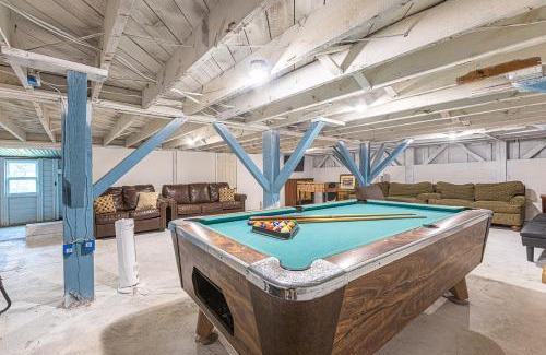 Myrtle Beach House | Gorgeous Centrally Located Ocean View 2 King, Huge Private Yard & Deck, Firepit, BBQ, & Game Tables