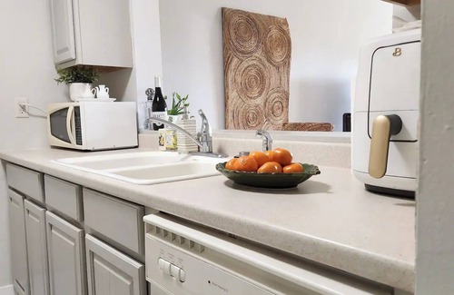 Central Naples Condo | Gorgeous condo on a 55+Community!