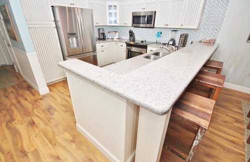 New Smyrna Beach Condo | Gorgeous Direct Oceanfront Condo Right off the Beach. Monthly Rental Only