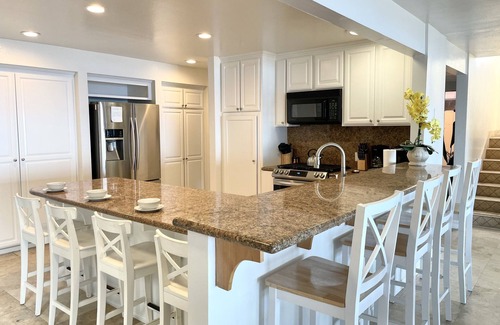 Leucadia House | Gorgeous Eight Bedroom Oceanfront Home E396-0