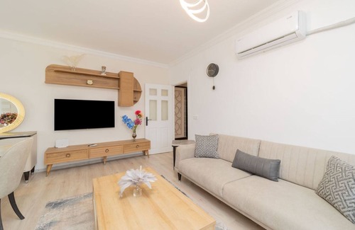 Sarsu Mahallesi Apartment | Gorgeous Flat with Mountain View in Antalya