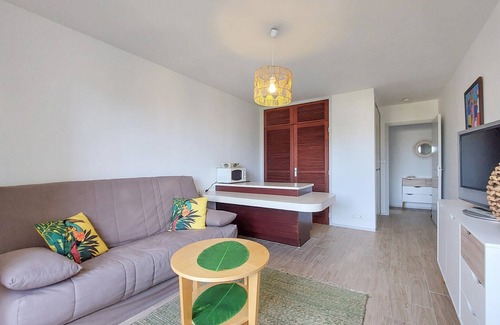 Saint-Georges-de-Didonne Apartment | Gorgeous apartment in Saint-Georges-de-Didon