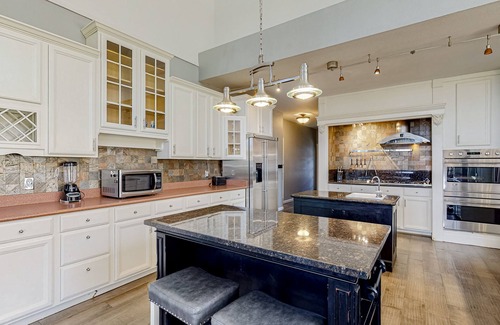 Pagosa Springs House | Gorgeous getaway with hot tub, deck, grill, firepit, pool table & multi-arcade