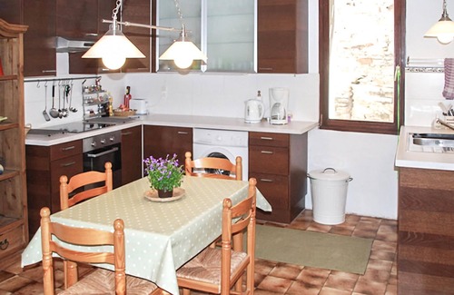 Faugeres House | Gorgeous home in Faugères with WiFi