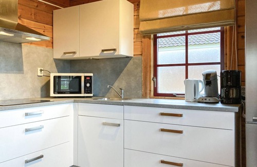 Gramsbergen House | Gorgeous home in Gramsbergen with WiFi