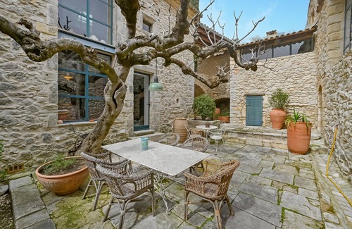 Lussan House | Gorgeous home in Lussan with WiFi