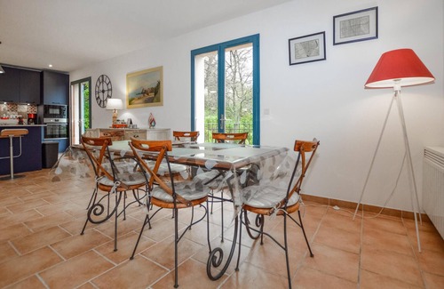 Nessa House | Gorgeous home in Nessa