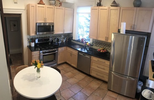 Neighborhood Nine House | Gorgeous house walk to Harv., Tufts,; MIT. Discounts for 2 wks or more.