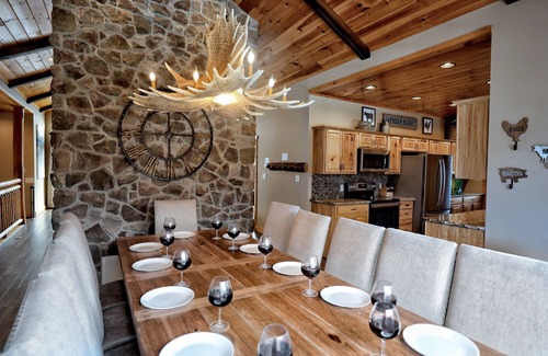 Chalet Village North Cabin | GORGEOUS Luxury Cabin! Staggering VIEWS! Theater! Gaming! HUGE Decks! Fire Pits!
