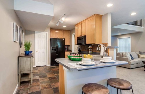 Midvale House | Gorgeous Modern Home! Hot Tub * Park * Near Skiing
