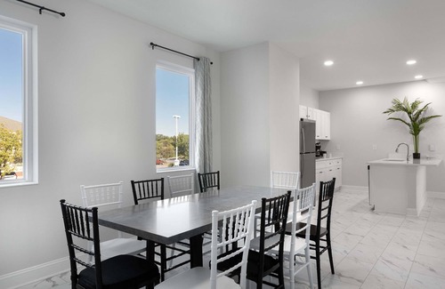 Windy Hill Condo | Gorgeous New Snowbird Rental! 4 Bedroom condo in the heart of North Myrtle Beach