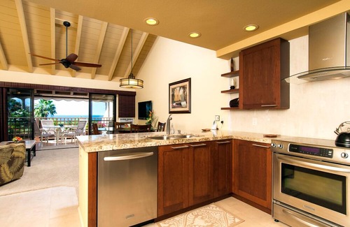 Kihei Condo | Gorgeous ocean view condo at Maui Kamaole!