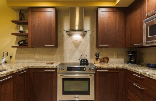 Kihei Condo | Gorgeous ocean view condo at Maui Kamaole!