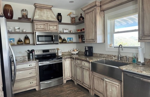 Alligator Point House | Gorgeous Ocean Views in Modern Beachfront Home