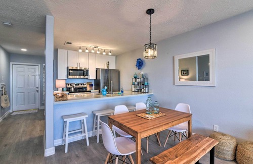 Galveston Condo | Gorgeous Oceanfront Gem on Seawall Boulevard!