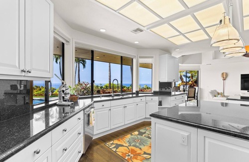 Kamuela House | Gorgeous private home with spectacular ocean views & private pool at Kohala Ranch