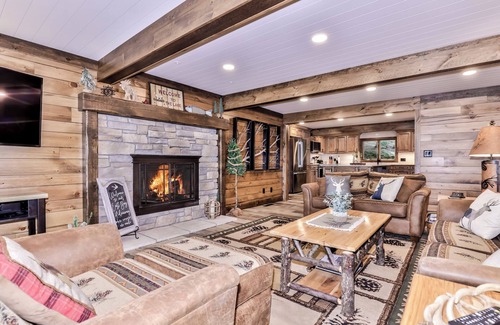 St Germain House | Gorgeous Private Home with a Million Dollar View!