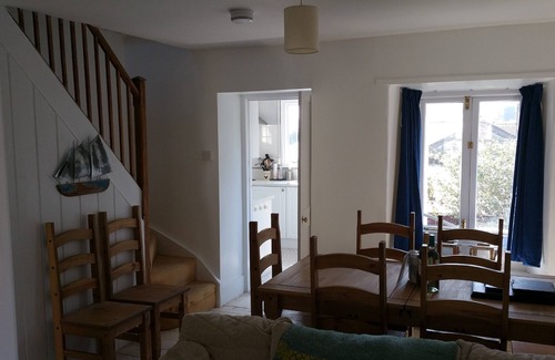 Fowey Cottage | Gorgeous, quiet, and well situated homely pet friendly cottage