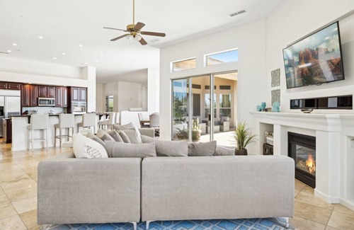Pinnacle Peak House | Gorgeous Scottsdale Home | Pool | Grill | Patio