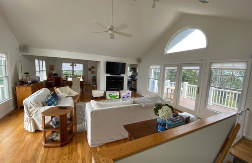 Shinnecock Hills House | Gorgeous Southampton Contemporary country charm