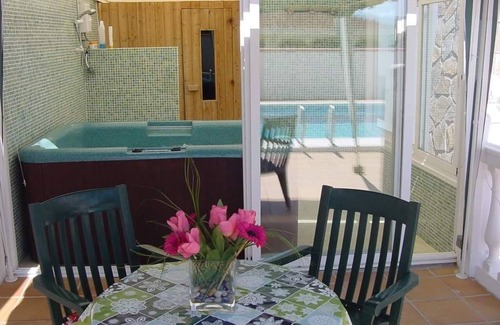 Padul Villa | Gorgeous Spanish Villa perfect for Sun or Snow