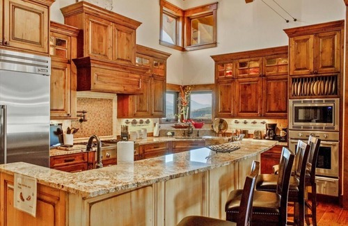 Three Peaks House | Gorgeous Summit County Family Oasis