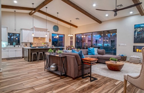 Equestrian Custom Estates House | Gorgeous Vacation Home, Single Level - Close to Hiking, Htd Pool