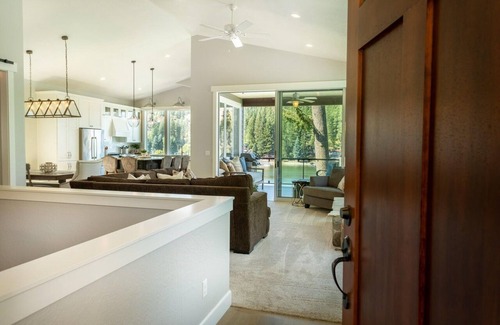 Coeur d'Alene House | Gorgeous Views 15 min to downtown Peace and Serenity