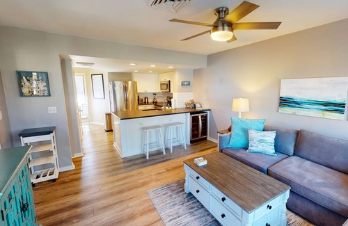 Isle of Palms Condo | Gorgeously decorated ocean view villa with a private porch and beach access