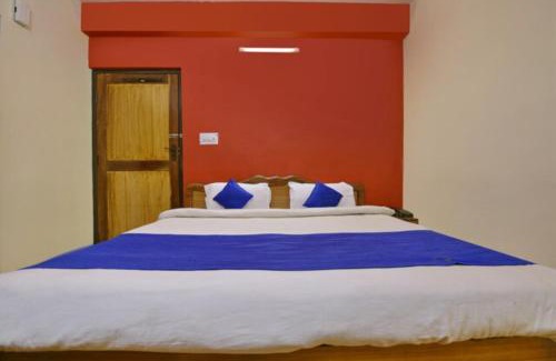 Nainital Hotel | Goroomgo Chinar Lake View Mall Road Nainital - Near Bus Stand - Prime Location with Spacious Room Quality - Best Seller