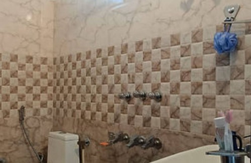 Bir Hotel | Goroomgo Uday Homestay Himachal Pradesh