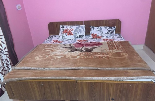 Shivanandi Hotel | Goroomgo Vinod Tilwara