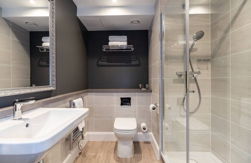 Woking Hotel | Gorse Hill