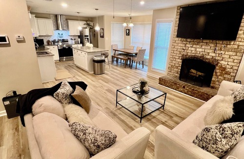 Gracewood House | Goshen Lake Golf Club Retreat