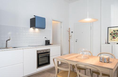 Porta Romana Apartment | Gottardo Apt (Corso San Gottardo/Navigli)