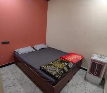 Ujjain House | Gourishankar Guest House