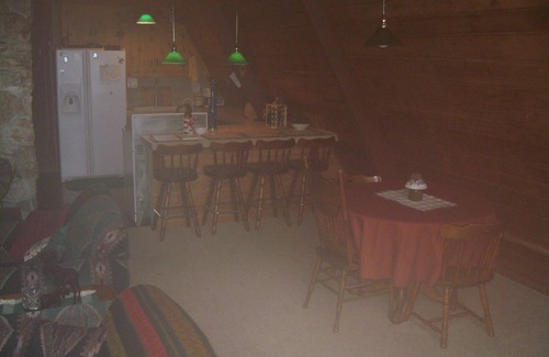 Government Camp Cabin | Govy A Frame w/Hot Tub.