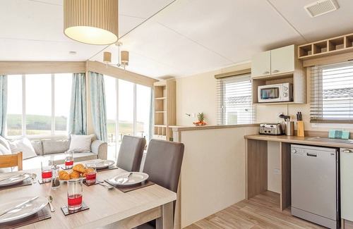 Stibb House | Grab a cosy getaway in the Lundy 3, ideal for a get-away-from-it-all holiday.