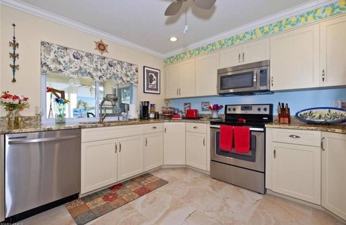 Fort Myers Shores House | Grace in Paradise - A Waterfront Experience